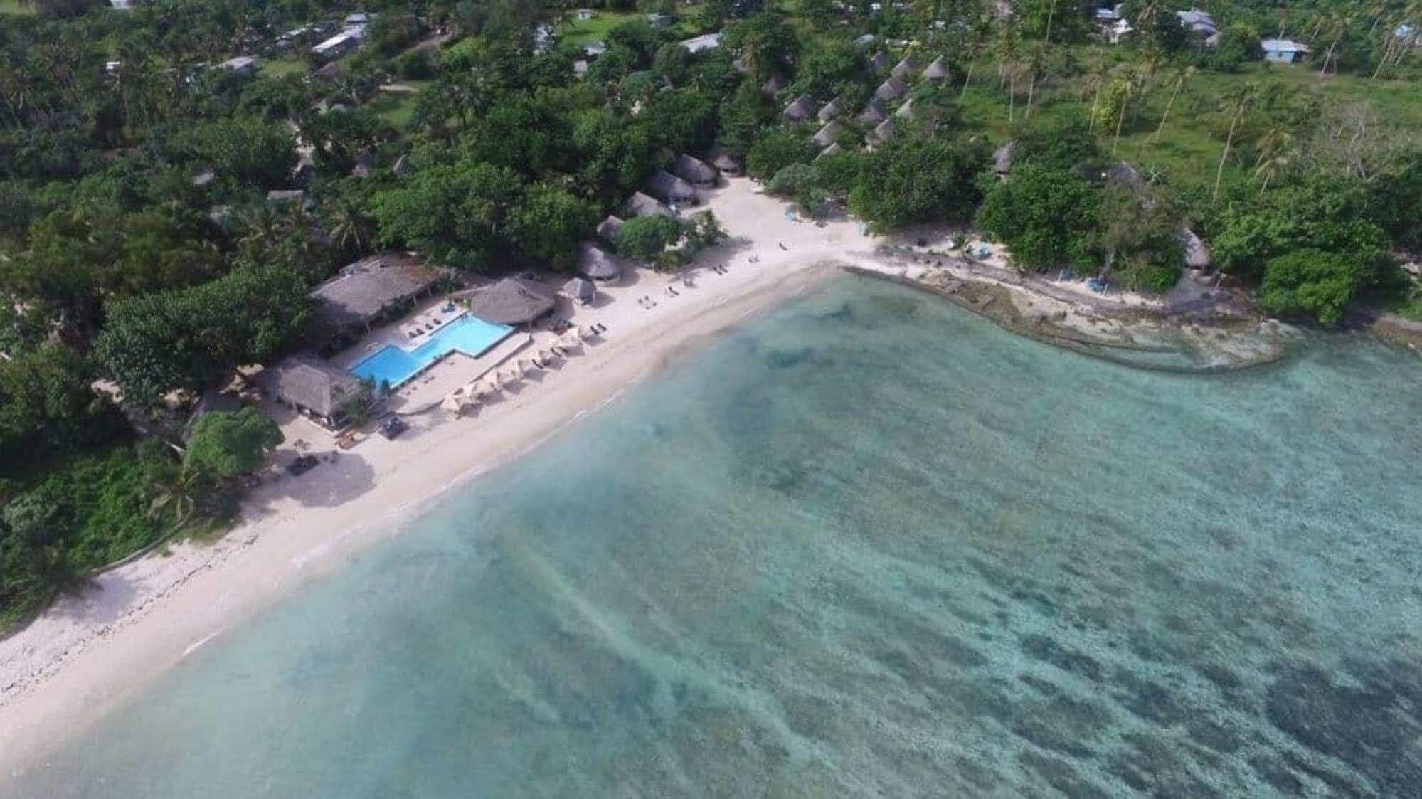 Breakas Beach Resort (Adults Only) Порт Вила Екстериор снимка